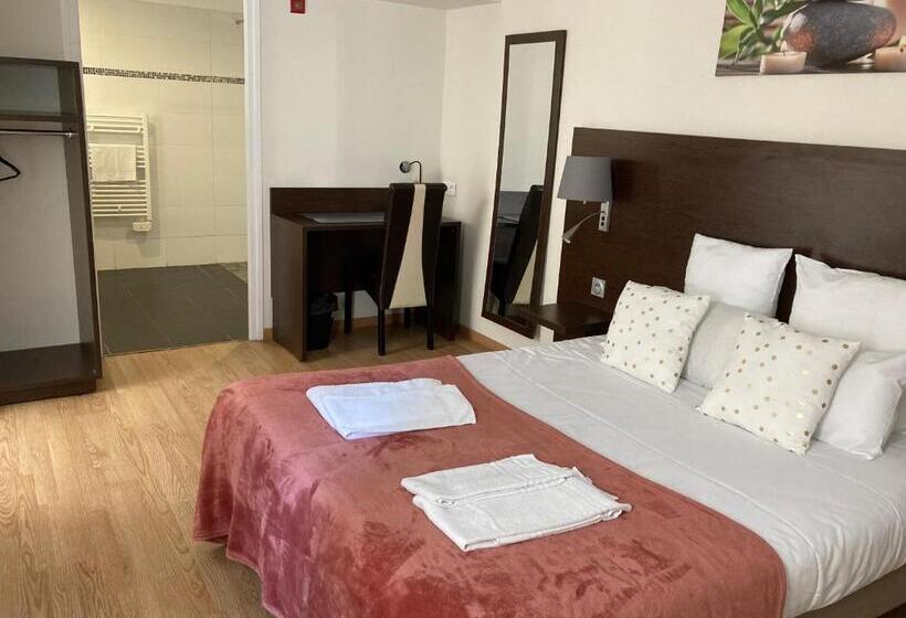 Номер Стандарт Адаптированный для Инвалидов, Le Saint Patrice