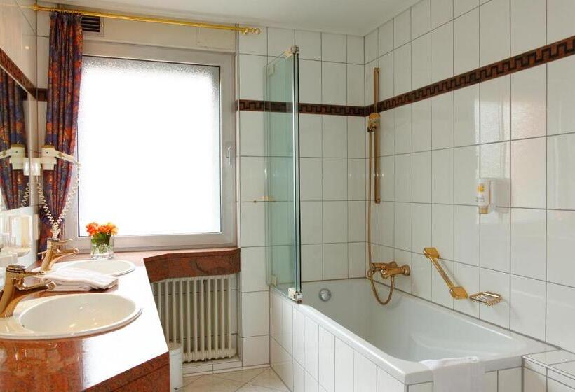 חדר סטנדרט, Kammerer