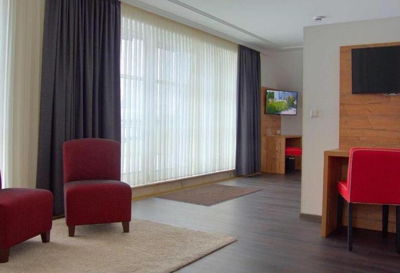 דירת חדר עם טרסה, Kammerer