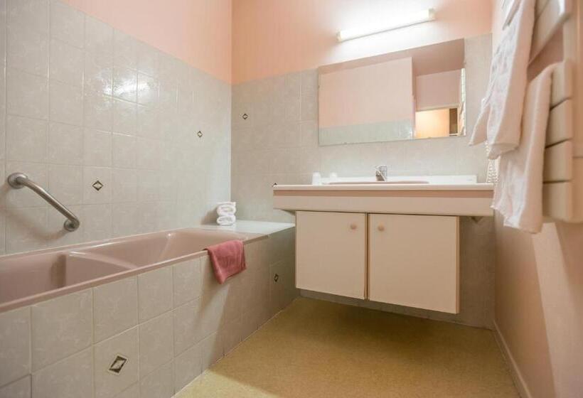 バルコニー付きスタンダードルーム, L Auberge Campagnarde