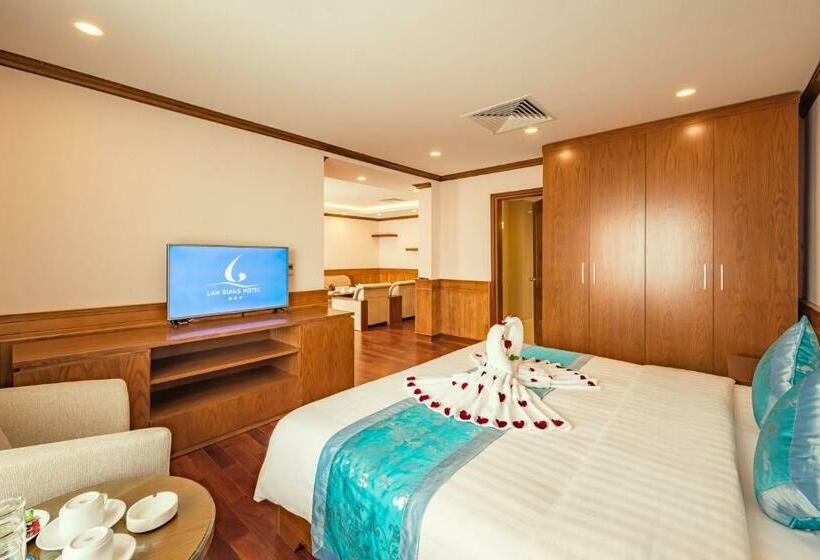 سوئیت پریمیوم, Lam Giang