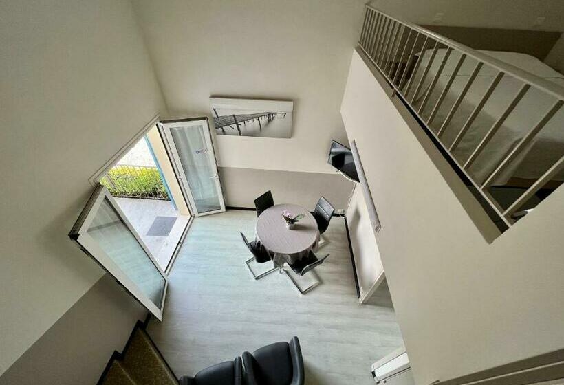 اتاق استاندارد, L'etape