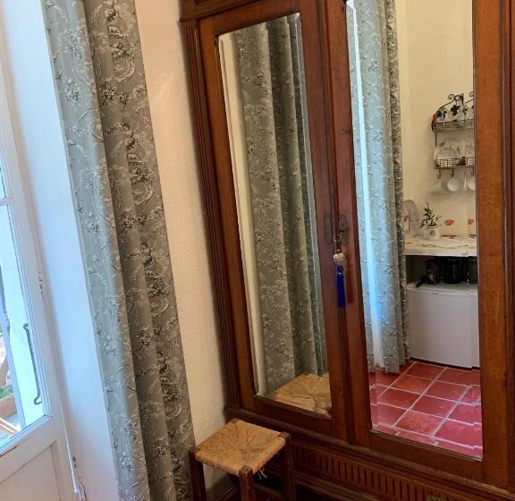 스탠다드 내측 룸, La Clé De La Porte B&b