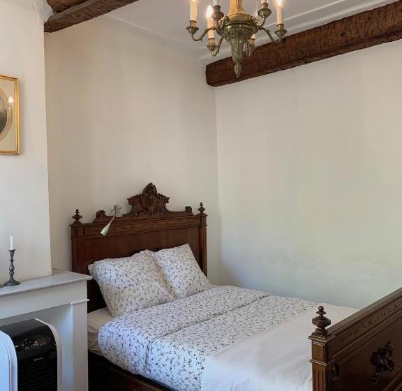 침실 2개 스위트, La Clé De La Porte B&b