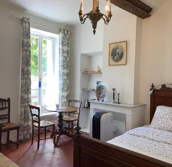 침실 2개 스위트, La Clé De La Porte B&b