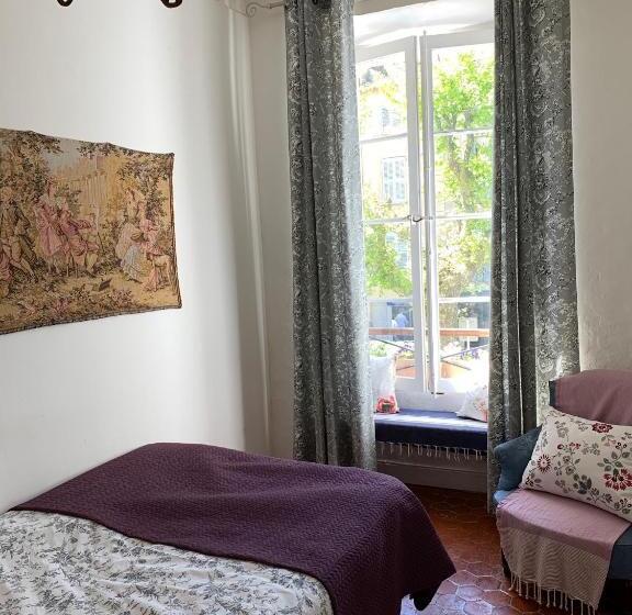 침실 2개 스위트, La Clé De La Porte B&b