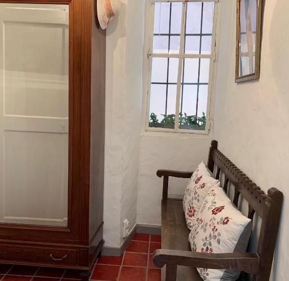 침실 2개 스위트, La Clé De La Porte B&b