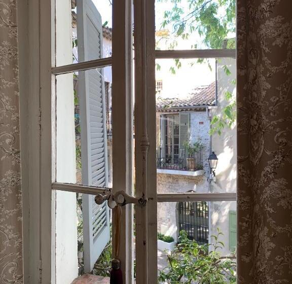 침실 2개 스위트, La Clé De La Porte B&b