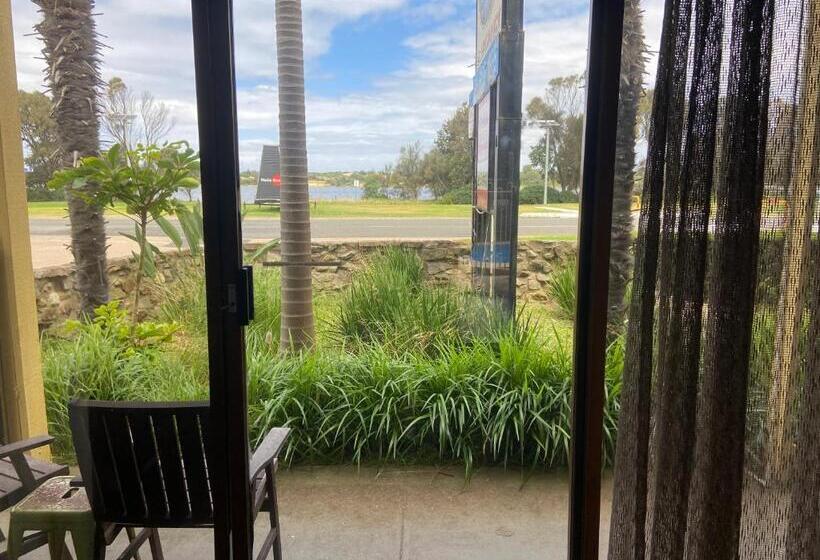 디럭스 자쿠지룸, Abel Tasman Waterfront Motel