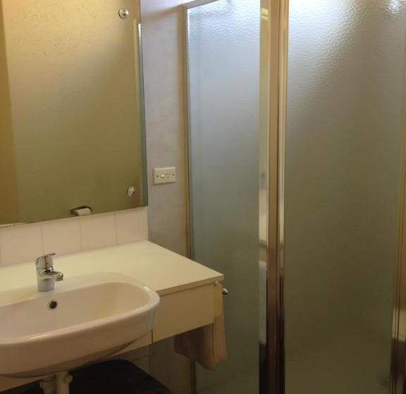 스탠다드 룸 풀장 전망, Abel Tasman Waterfront Motel