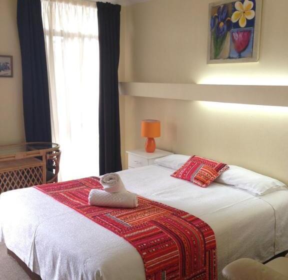 스탠다드 룸 풀장 전망, Abel Tasman Waterfront Motel