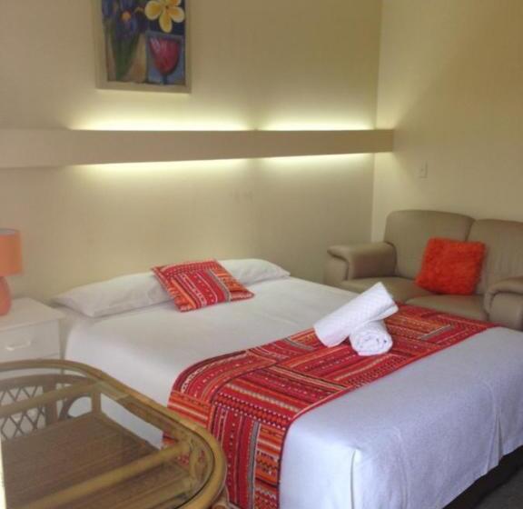 스탠다드 룸 풀장 전망, Abel Tasman Waterfront Motel