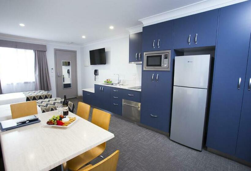 سوییت, Altitude Motel Apartments