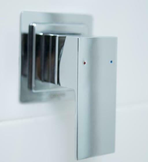 استودیوی استاندارد, Altitude Motel Apartments