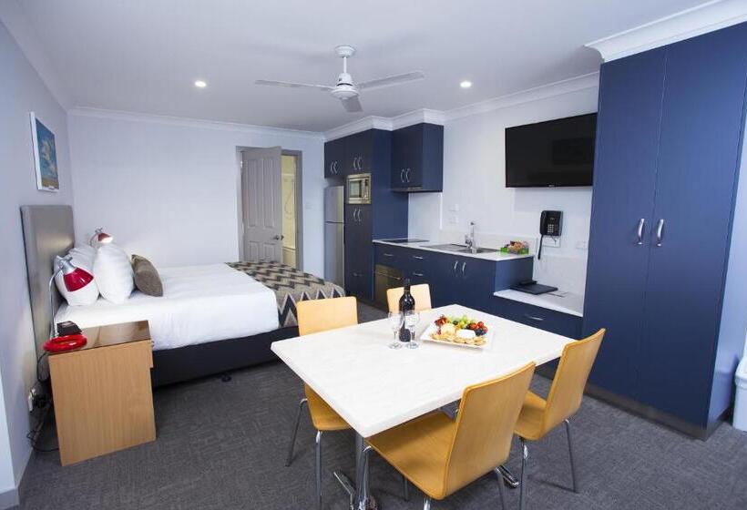 سوییت خانوادگی, Altitude Motel Apartments