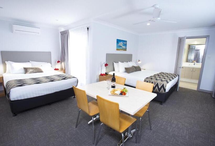 سوییت خانوادگی, Altitude Motel Apartments