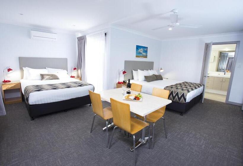 سوییت خانوادگی, Altitude Motel Apartments