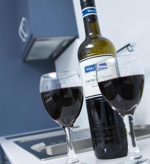 اتاق سوپریور با تخت بزرگ, Altitude Motel Apartments