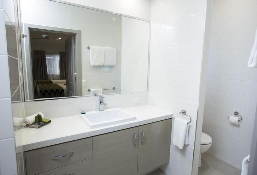 اتاق سوپریور با تخت بزرگ, Altitude Motel Apartments