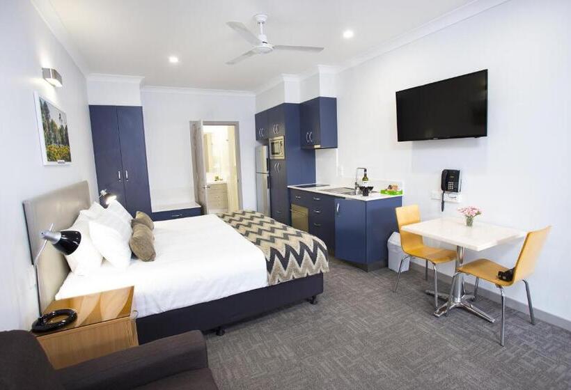 اتاق سوپریور با تخت بزرگ, Altitude Motel Apartments