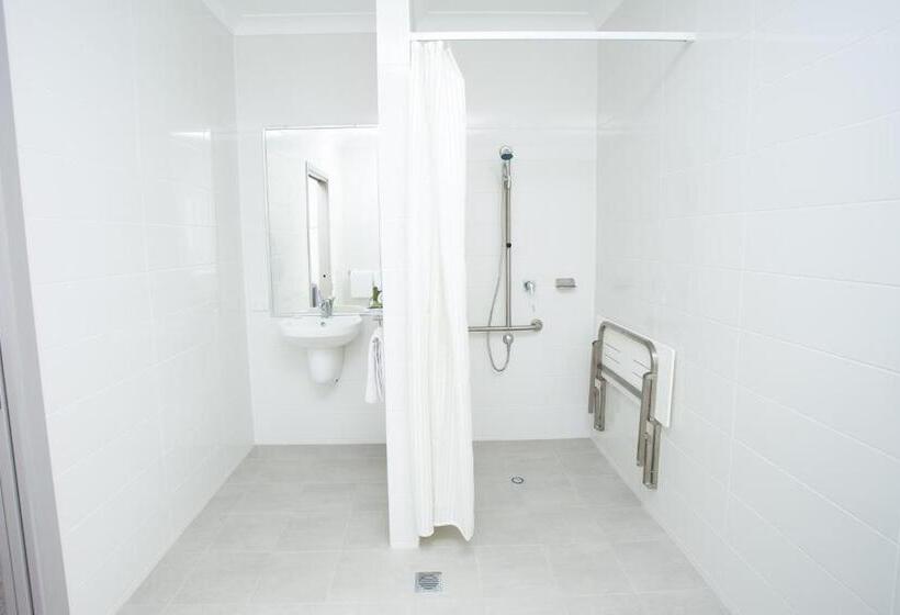 استودیوی استاندارد, Altitude Motel Apartments