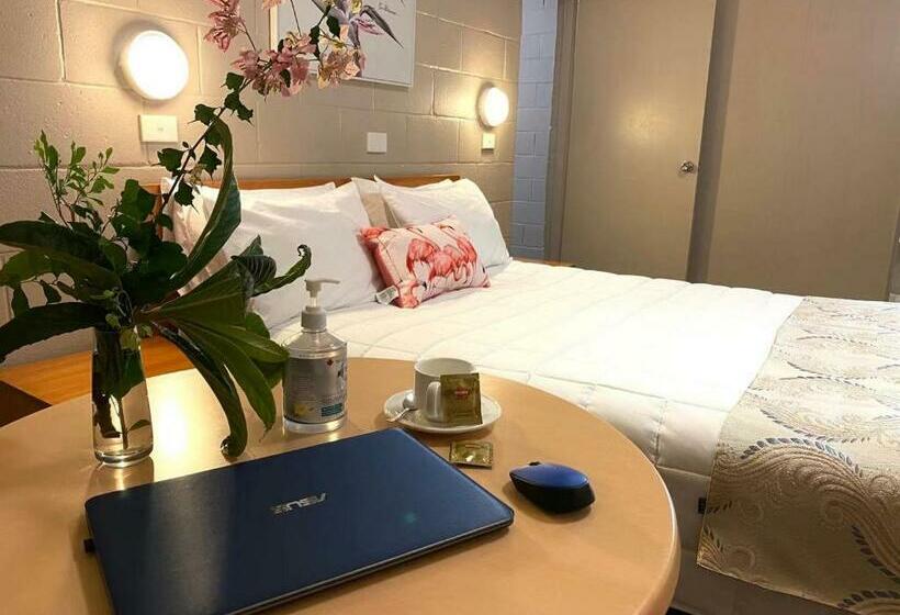 سوئیت 2 خوابه, Apollo Motel Parkes