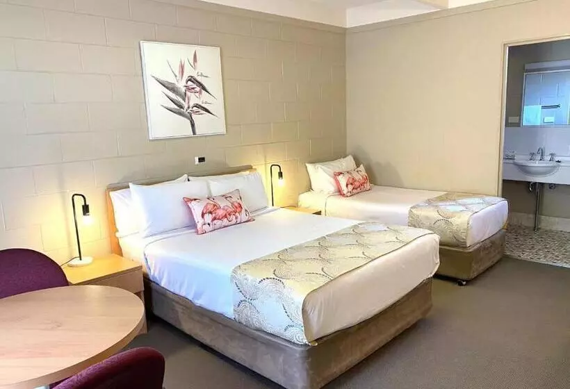 デラックストリプルルーム, Apollo Motel Parkes