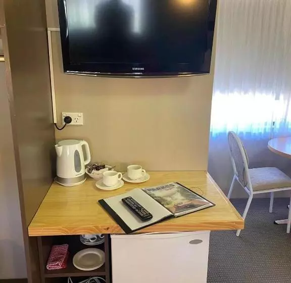デラックスファミリールーム, Apollo Motel Parkes