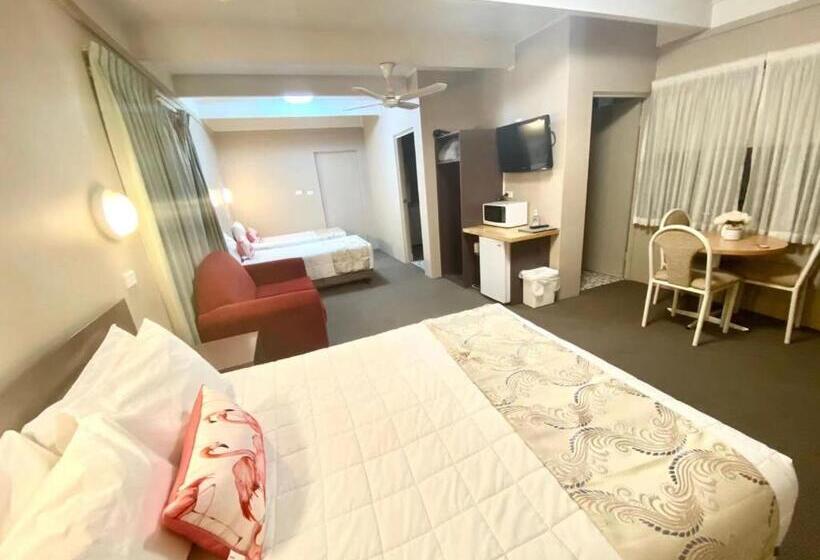 اتاق لوکس خانوادگی, Apollo Motel Parkes