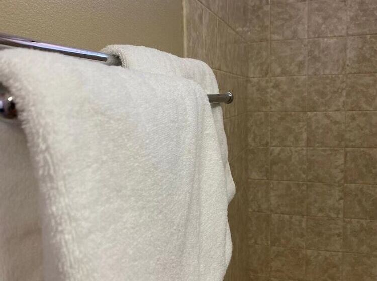 استودیوی لوکس, Apollo Motel Parkes