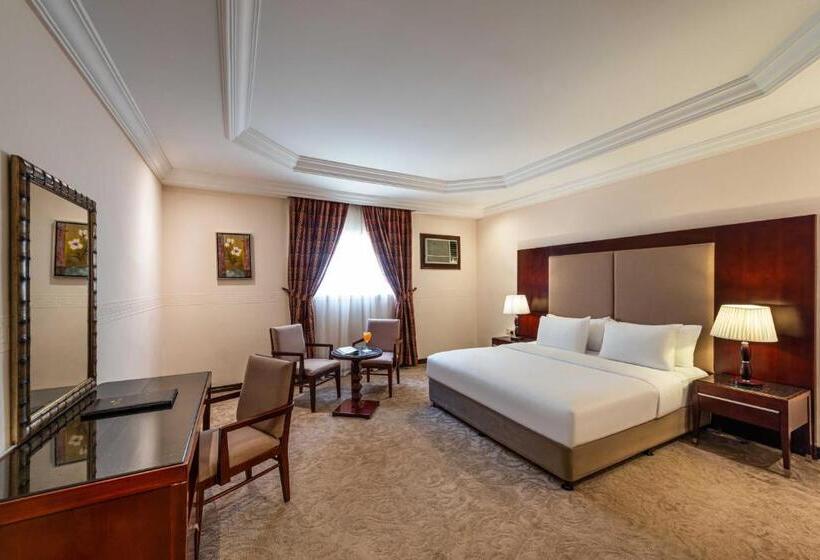 جناح سرير كينج, Boudl Heraa