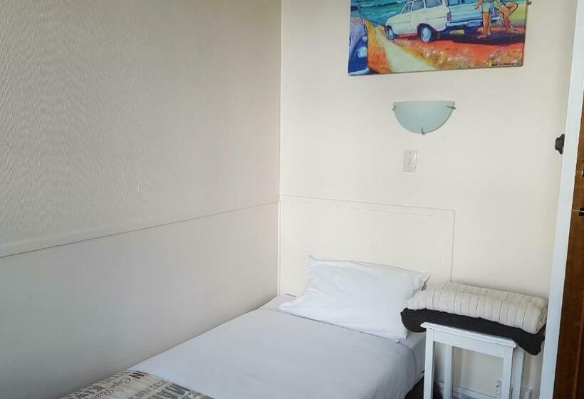 スタンダードシングルルーム, Whakatane