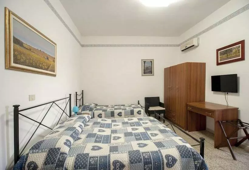 اتاق استاندارد چهار تخته, Albergo Pensione Ardenza Self Check In