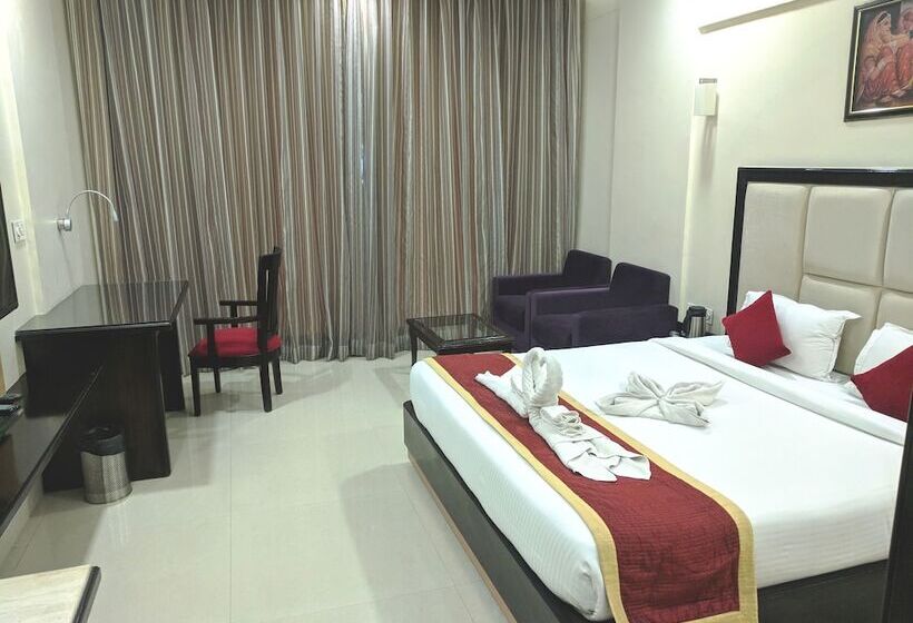 Executive Oda, Chandra Imperial