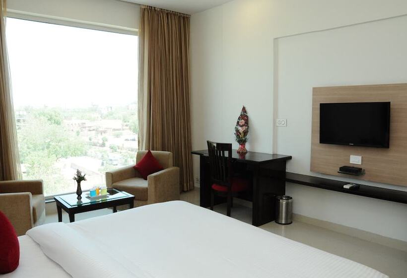 Executive Oda, Chandra Imperial