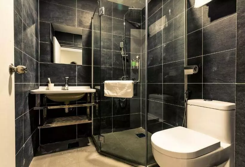 キングサイズベッドのスタンダードルーム, Golden Roof Hotel Sunway Ipoh