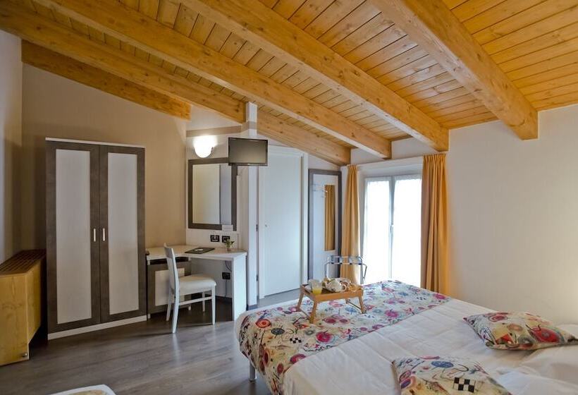 수피리어 룸, Lago Di Como