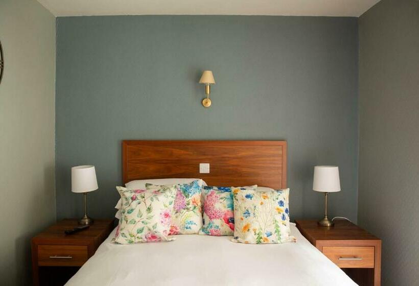 اتاق لوکس, Queens Head