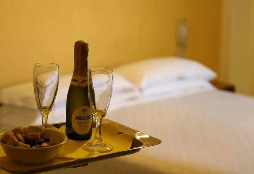 חדר סופריור יחיד, Sole