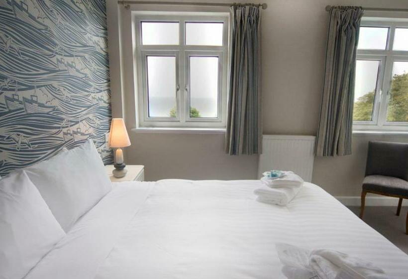 オーシャンビュースタンダードルーム, The White Lodge