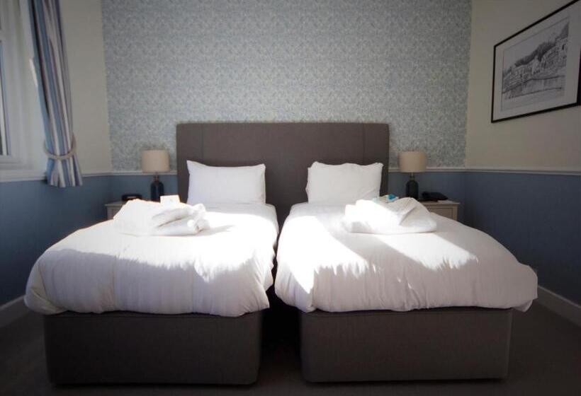 スタンダードルーム, The White Lodge