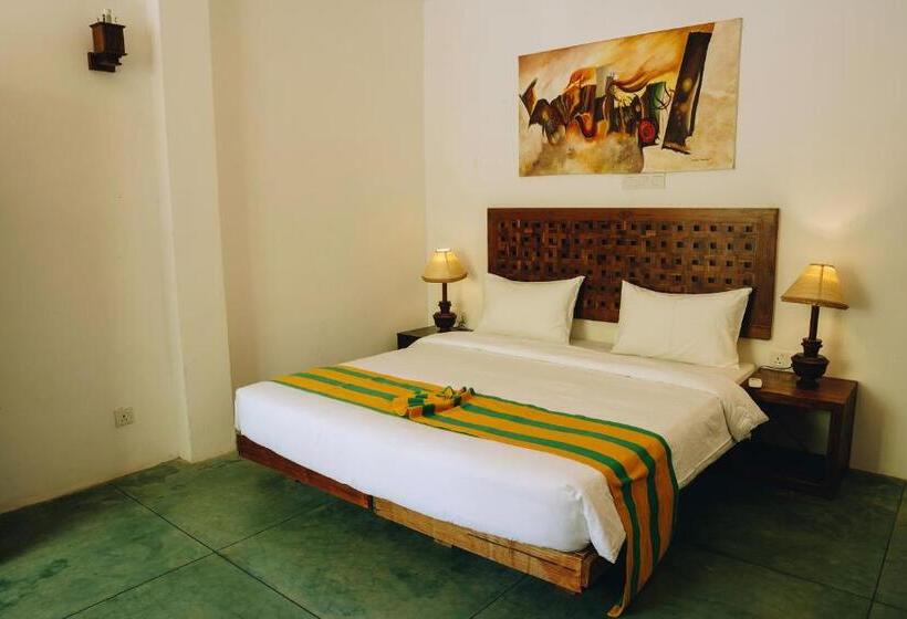 带泳池观景的豪华房, Yala Oga Reach