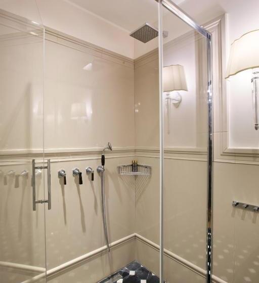 اتاق راحتی, Luxury Duomo Rooms