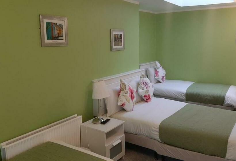 Семейный Номер, The 'rafter's Gastropub