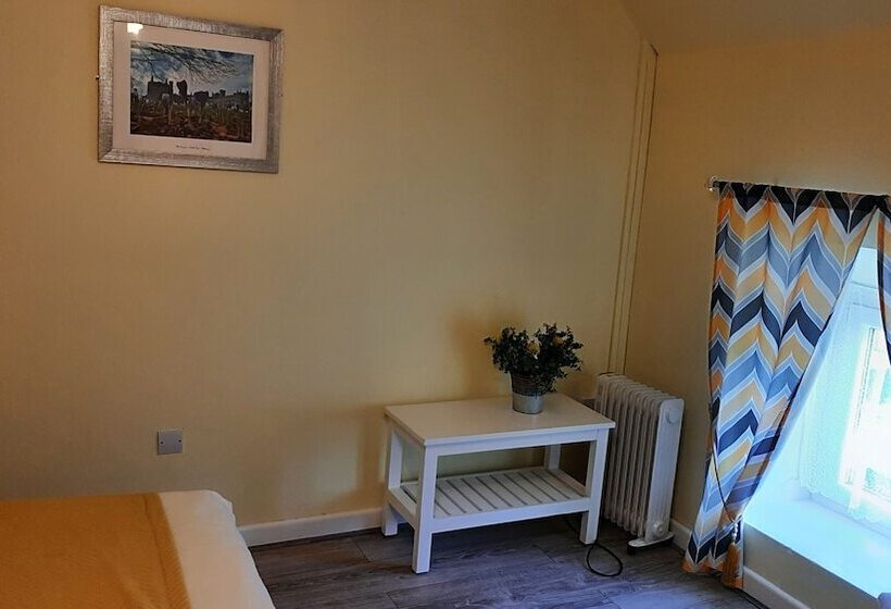 Номер Стандарт, The 'rafter's Gastropub