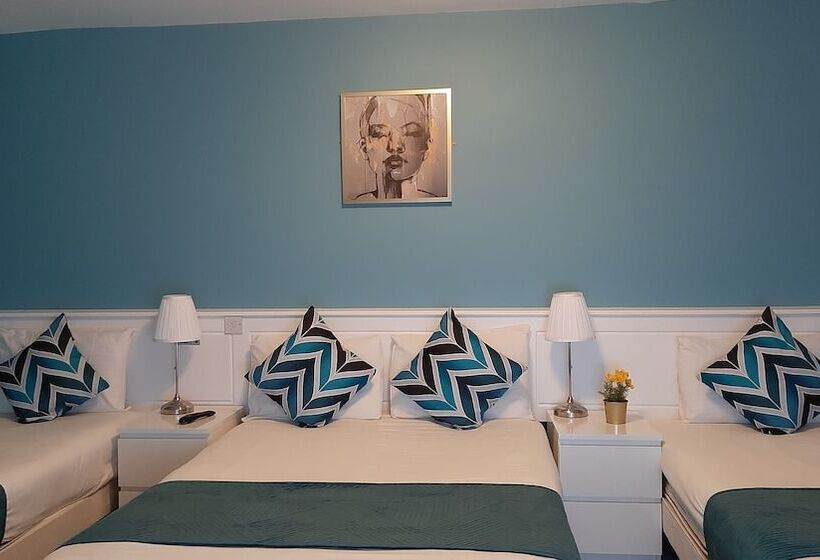 Семейный Номер, The 'rafter's Gastropub