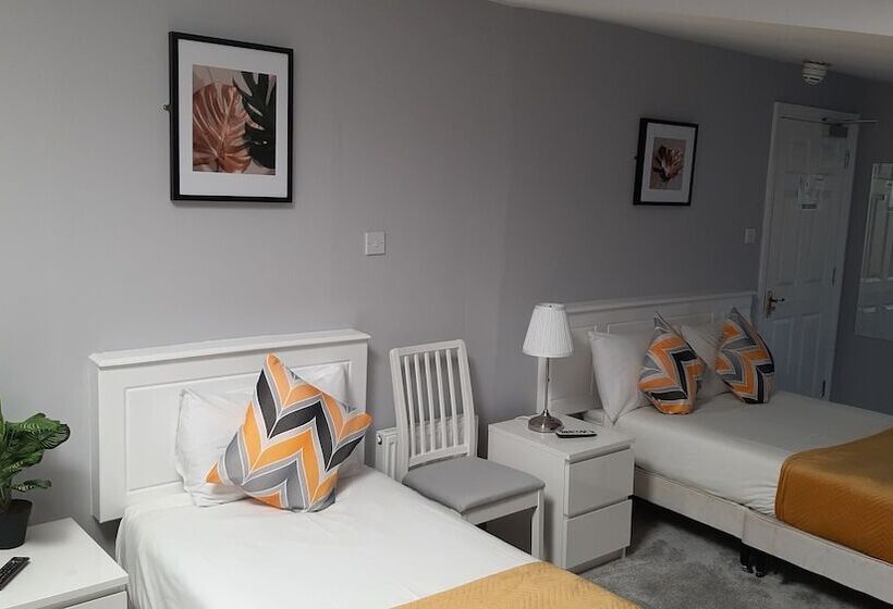 Семейный Номер, The 'rafter's Gastropub