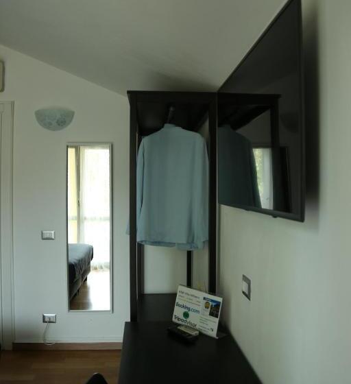 חדר דלוקס עם מרפסת, B&b Villa Milano By Rhospitality It