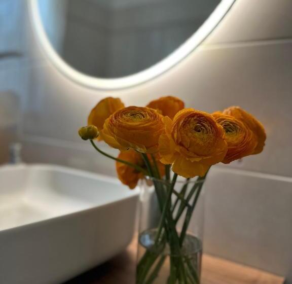 חדר סטנדרט לשלושה, B&b Villa Milano By Rhospitality It