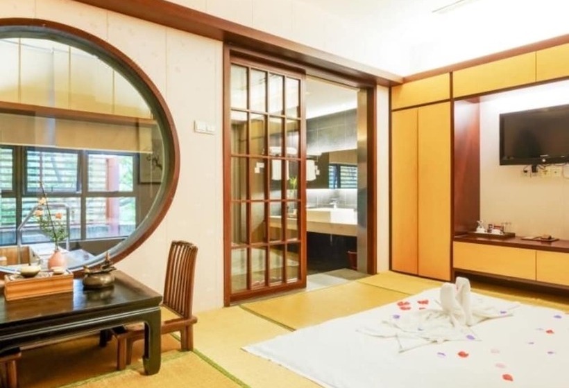 Номер Superior, Suzhou Phoenix Hotspring Resort